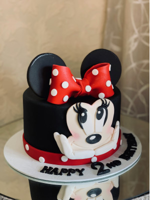 Minnie Mouse Cake (20cm)