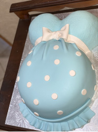 Pregnant Belly Baby Shower Cake (Fondant)